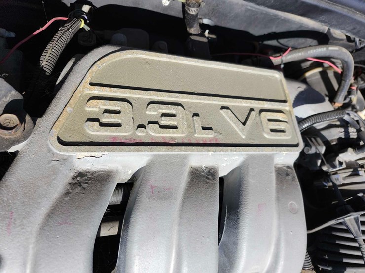 1990-chrysler-new-yorker-fifth-avenue-image-8