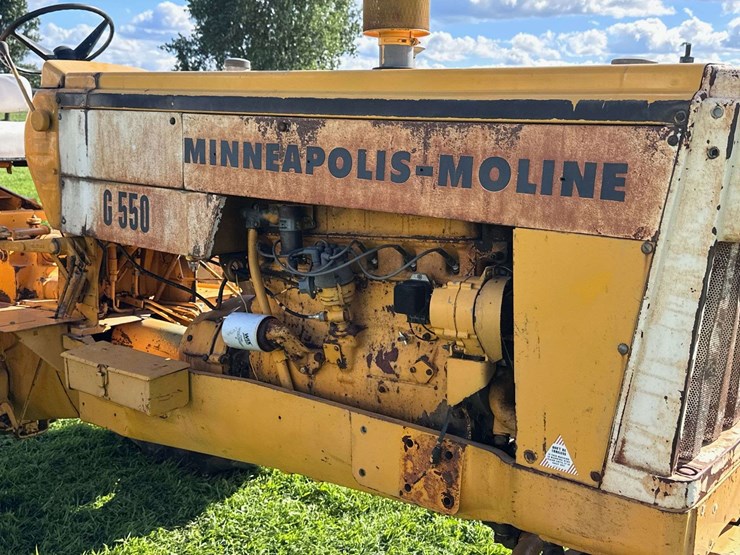 minneapolis-moline-g550-image-8