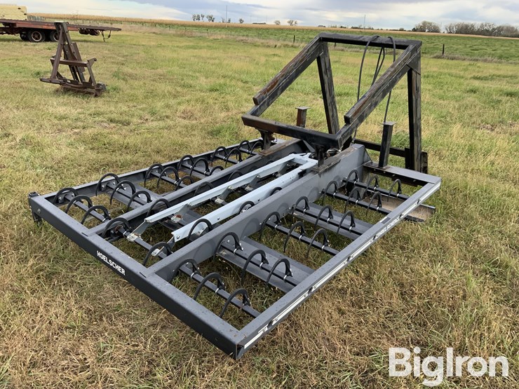 hoelscher-210-bale-grapple-forks-image-1