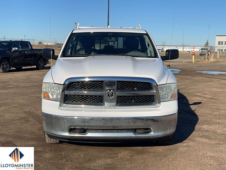 2011-ram-1500-slt-image-18