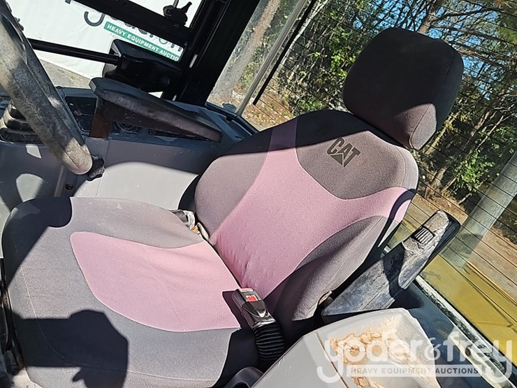 2018-caterpillar-914m-image-31