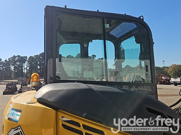 2022-kobelco-sk55rx-image-25