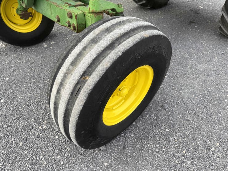 1973-john-deere-4030-image-3
