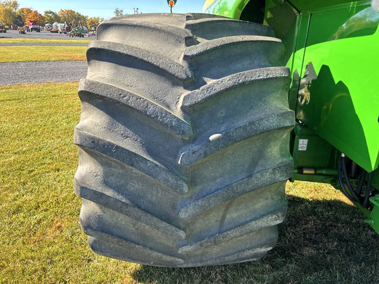 2010-john-deere-2010-image-37