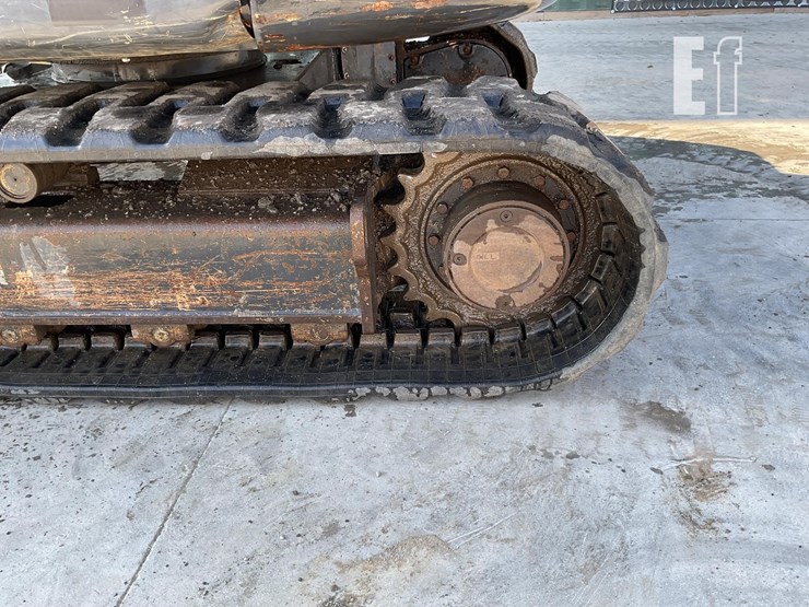 2014-bobcat-e85-image-12