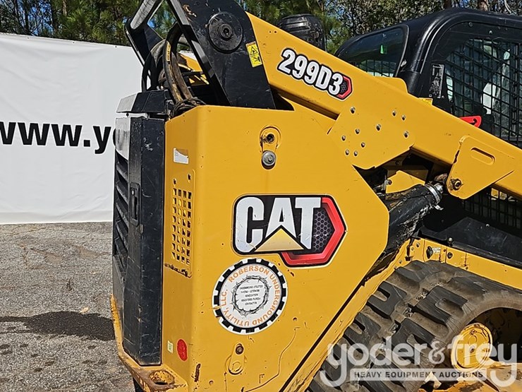 2020-caterpillar-299d3-image-22