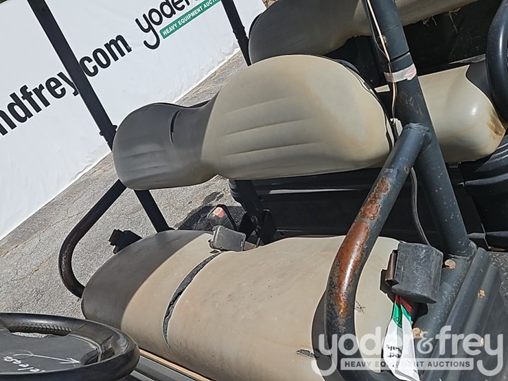 2018-club-car-carryall-1700-image-16