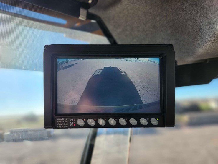 2019-volvo-l110h-image-24