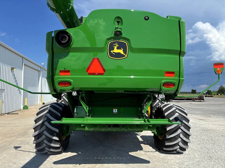 2023-john-deere-s780-image-7