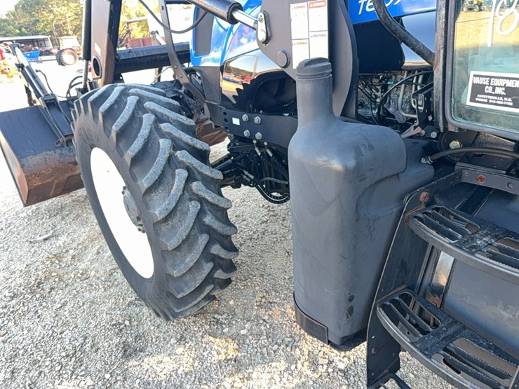 new-holland-t6070-image-32