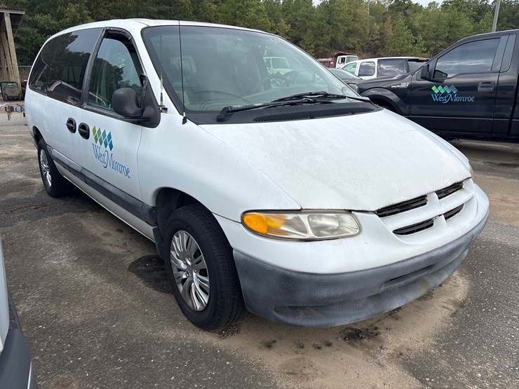 dodge-caravan-image-2