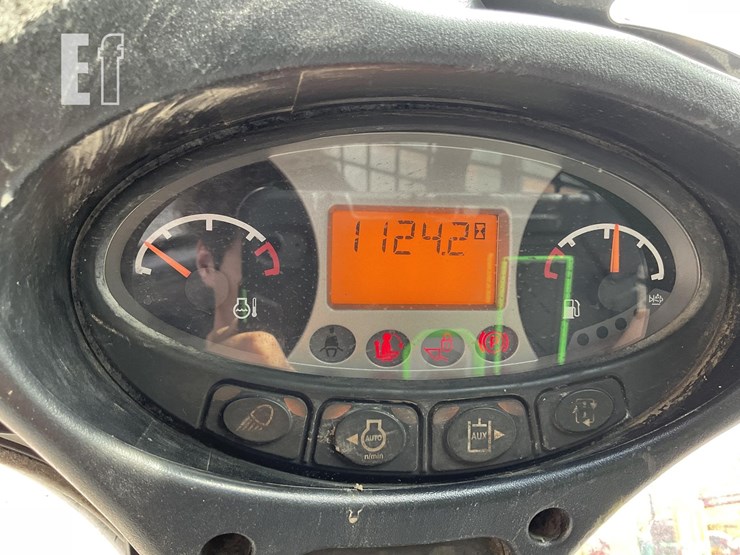 2017-bobcat-s570-image-18