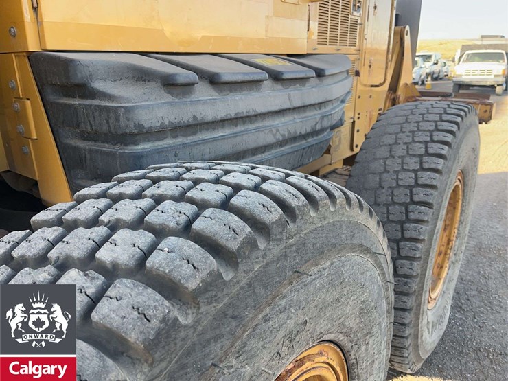 caterpillar-140h-image-8