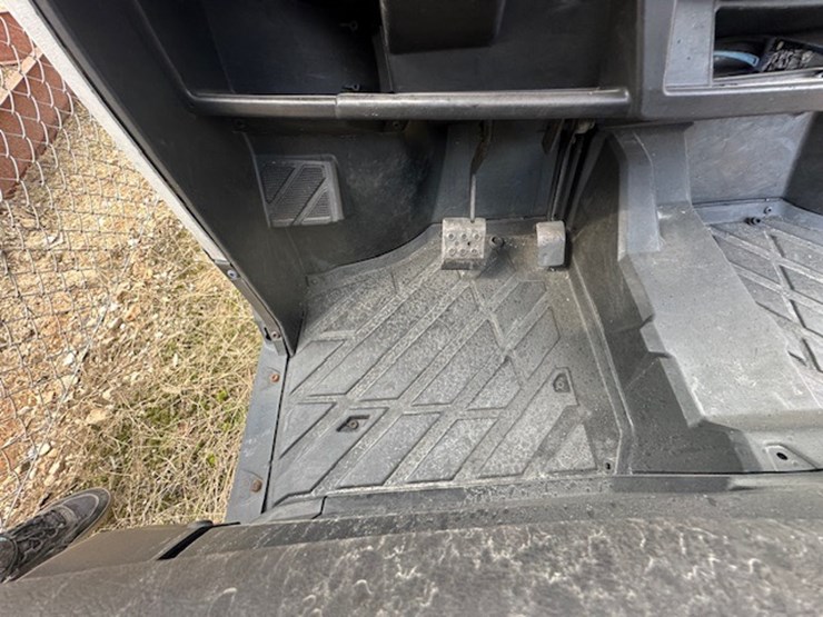 bobcat-3400-image-27