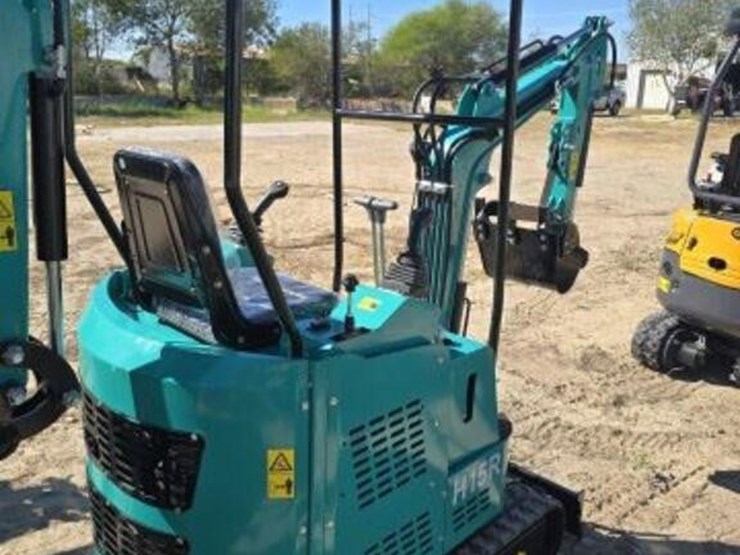 cfg-mini-excavator-h15r-image-3