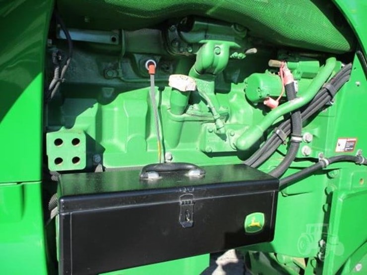 2013-john-deere-8360rt-image-12
