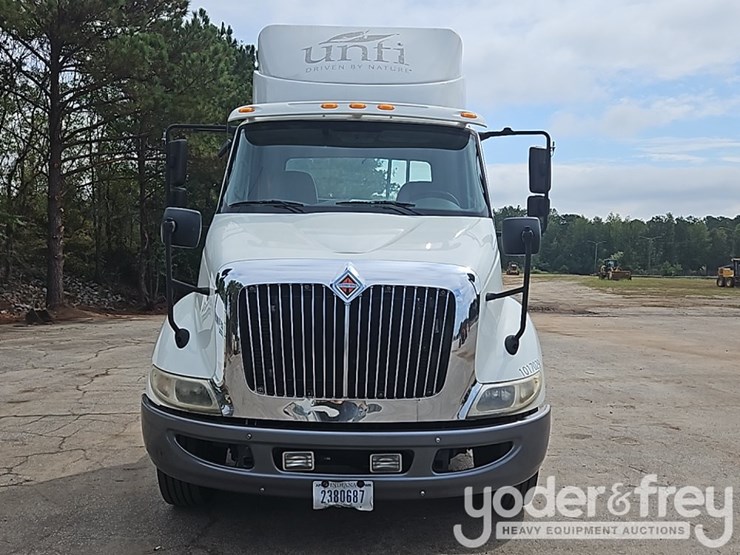 2017-international-8600-image-7