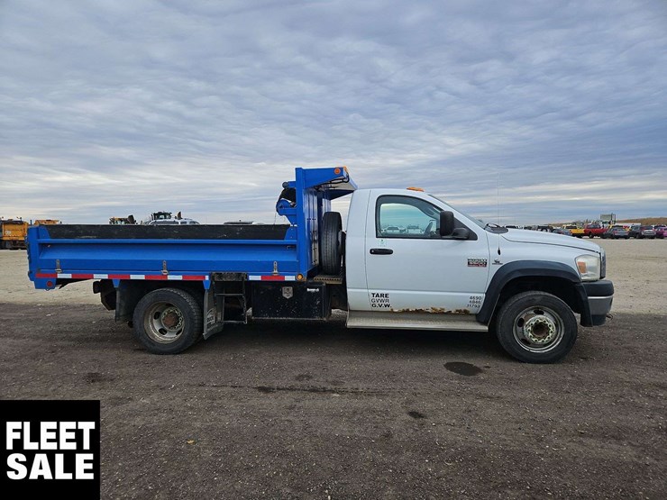2008-dodge-ram-5500-image-25