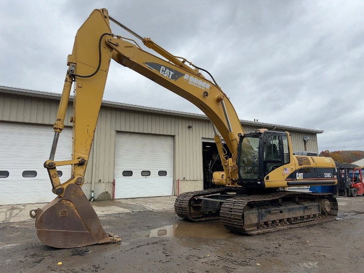 2004-caterpillar-330cl-hydraulic-excavator-image-1