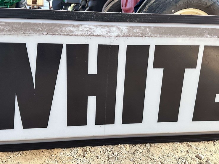 white-lighted-double-sided-bubble-sign-image-8