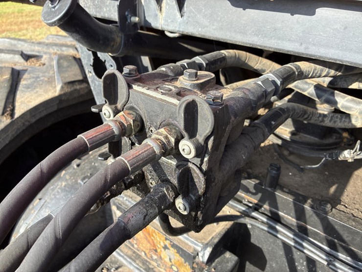 #114632-•-cat-85e-#6js00405-image-24