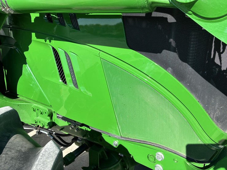 2023-john-deere-6175m-image-23