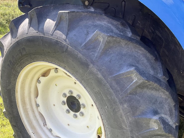 2016-new-holland-t4.100-image-9