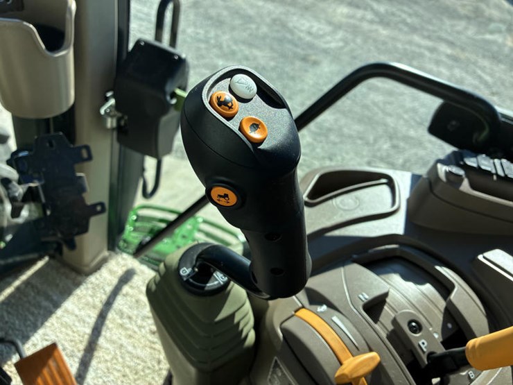 2023-john-deere-6175m-image-81