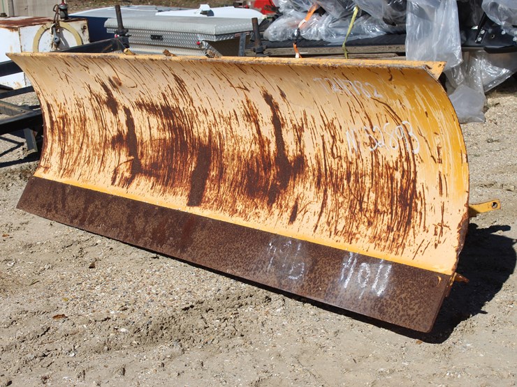 #24782-•-snow-blade-for-truck-image-1