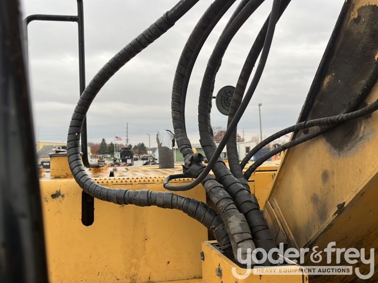 2006-caterpillar-321c-lcr-image-16