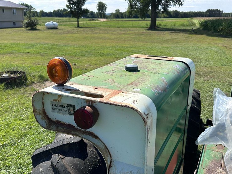 1950-oliver-1950-image-29