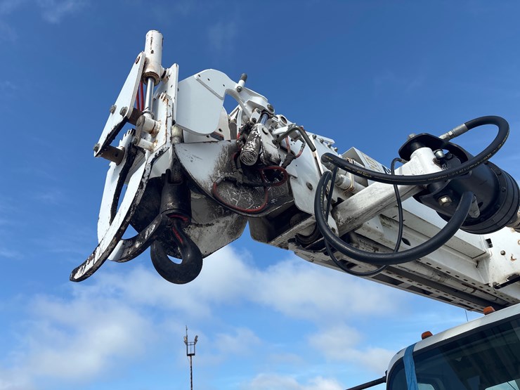 #24576-•-2016-freightliner-image-8