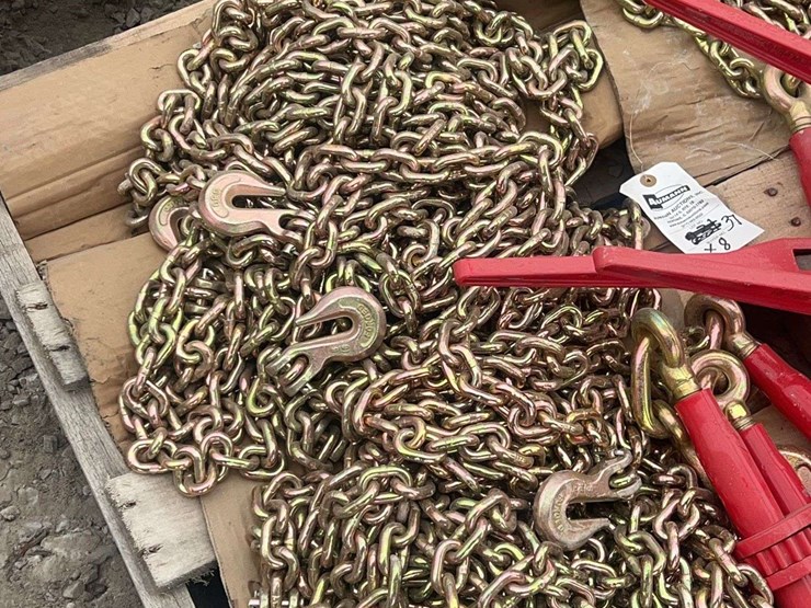 (8)-3/8”-x-20’-grade-70-transport-chains-with-ratchet-binders-image-3