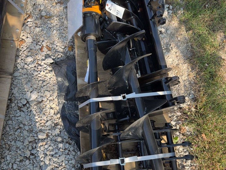 mini-excavator-attachment-set-(8-piece-kit)-image-1