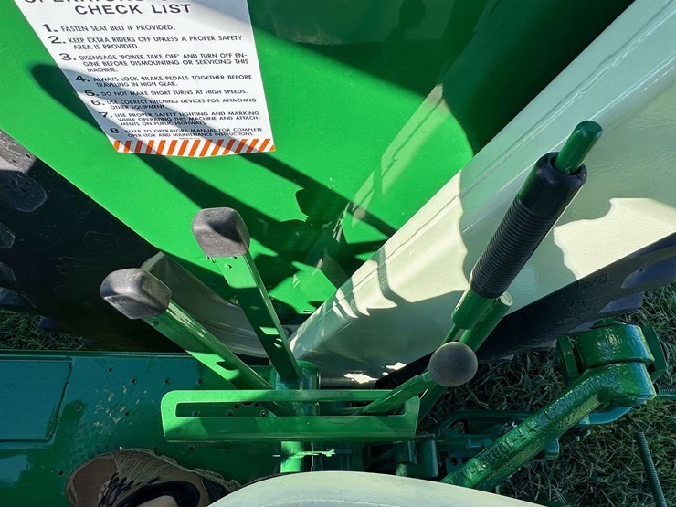 oliver-1655-image-52