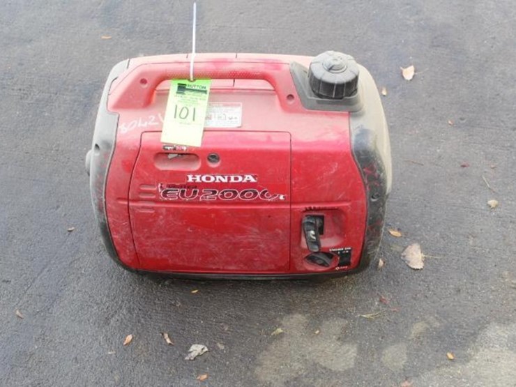 honda-eu-2000-suitcase-generator-image-1