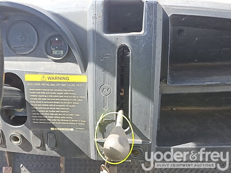 2018-club-car-carryall-1700-image-18