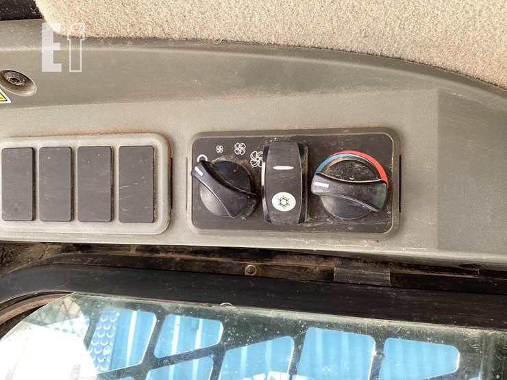 2008-caterpillar-256c-image-15