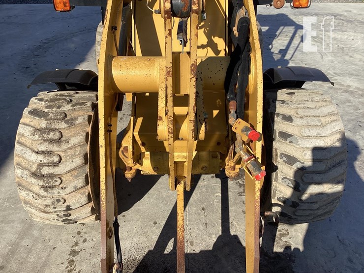 2018-caterpillar-903d-image-11