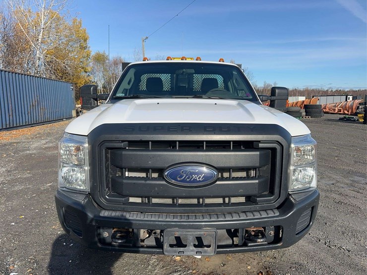 2013-ford-f350-xl-image-2