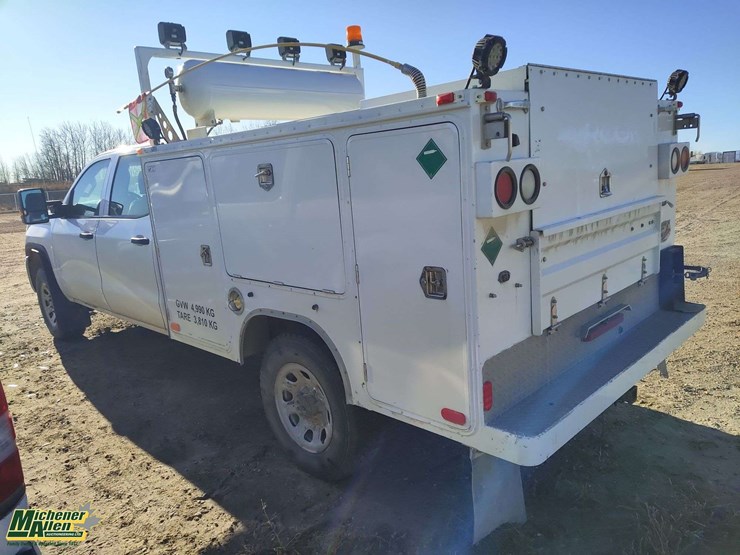 2016-gmc-sierra-3500hd-image-10