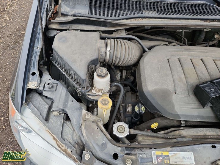 2016-dodge-grand-caravan-crew-image-24