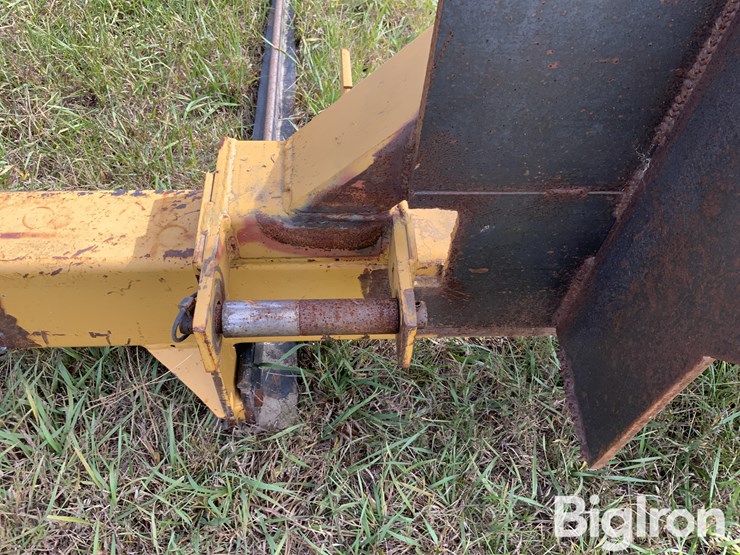 hennig-double-bale-fork-image-14