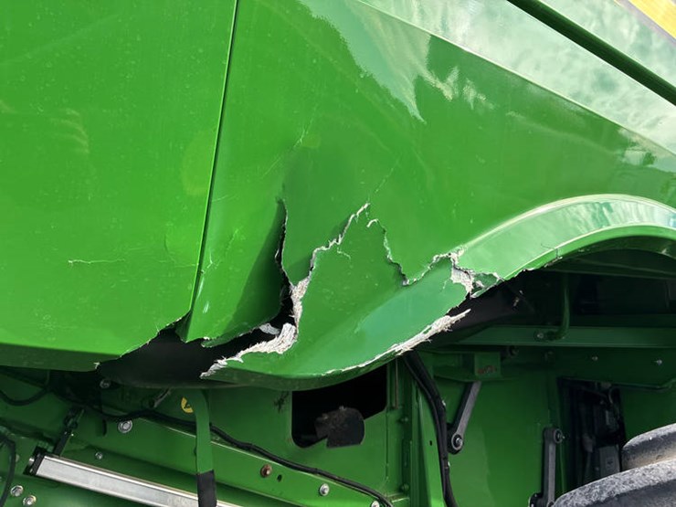 2014-john-deere-s680-image-12