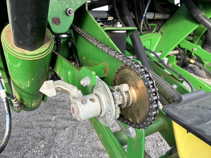 2018-john-deere-1795-image-36
