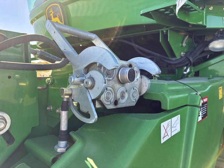 2010-john-deere-2010-image-29