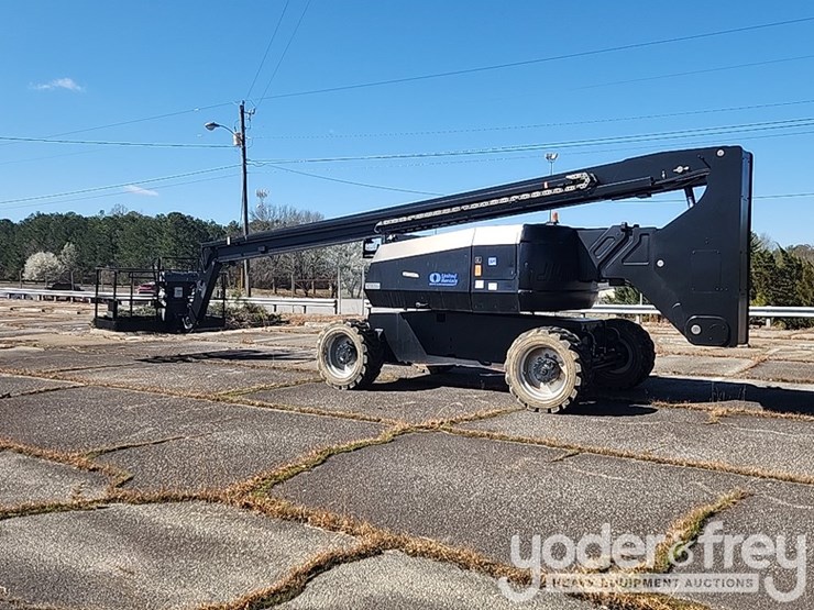 2014-jlg-800aj-image-3