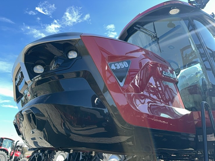 2023-case-ih-4350-patriot--sprayer-image-28