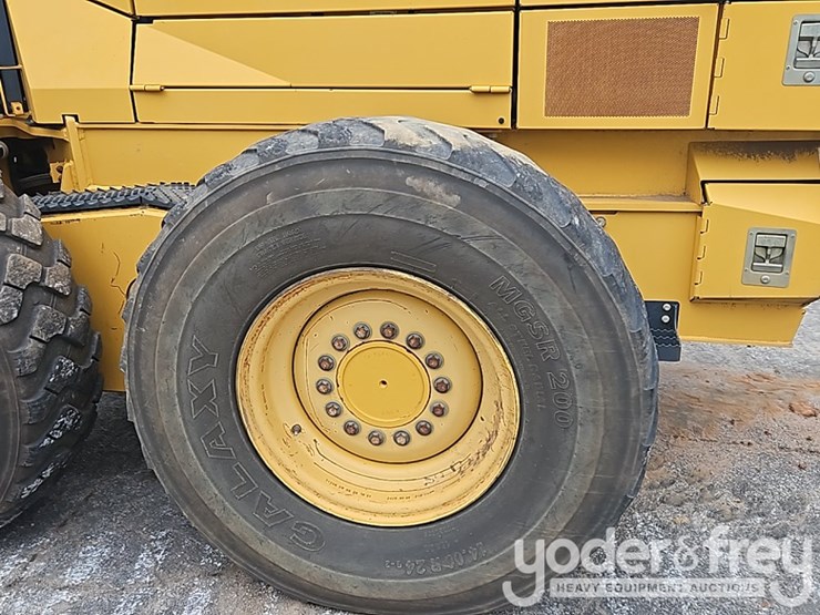 2019-deere-670g-image-12