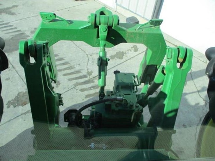 2013-john-deere-8360rt-image-28